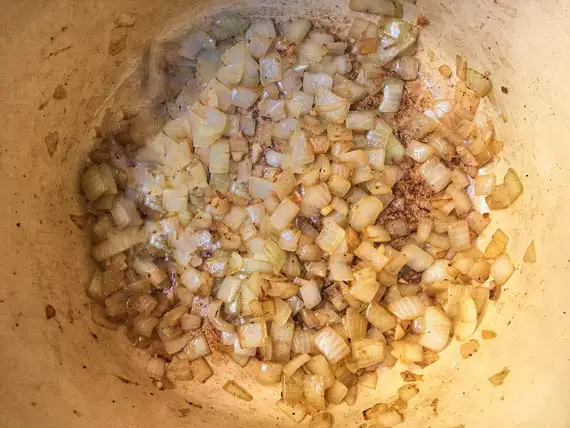 Onions-and-garlic