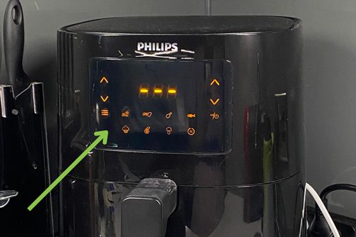 Up close image of the Philips air fryer interface